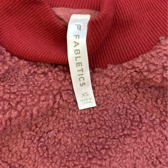 Fabletics Malia Polar Fleece Pullover Maroon Red Teddy Fuzzy Cropped Size XS - Picture 5 of 6